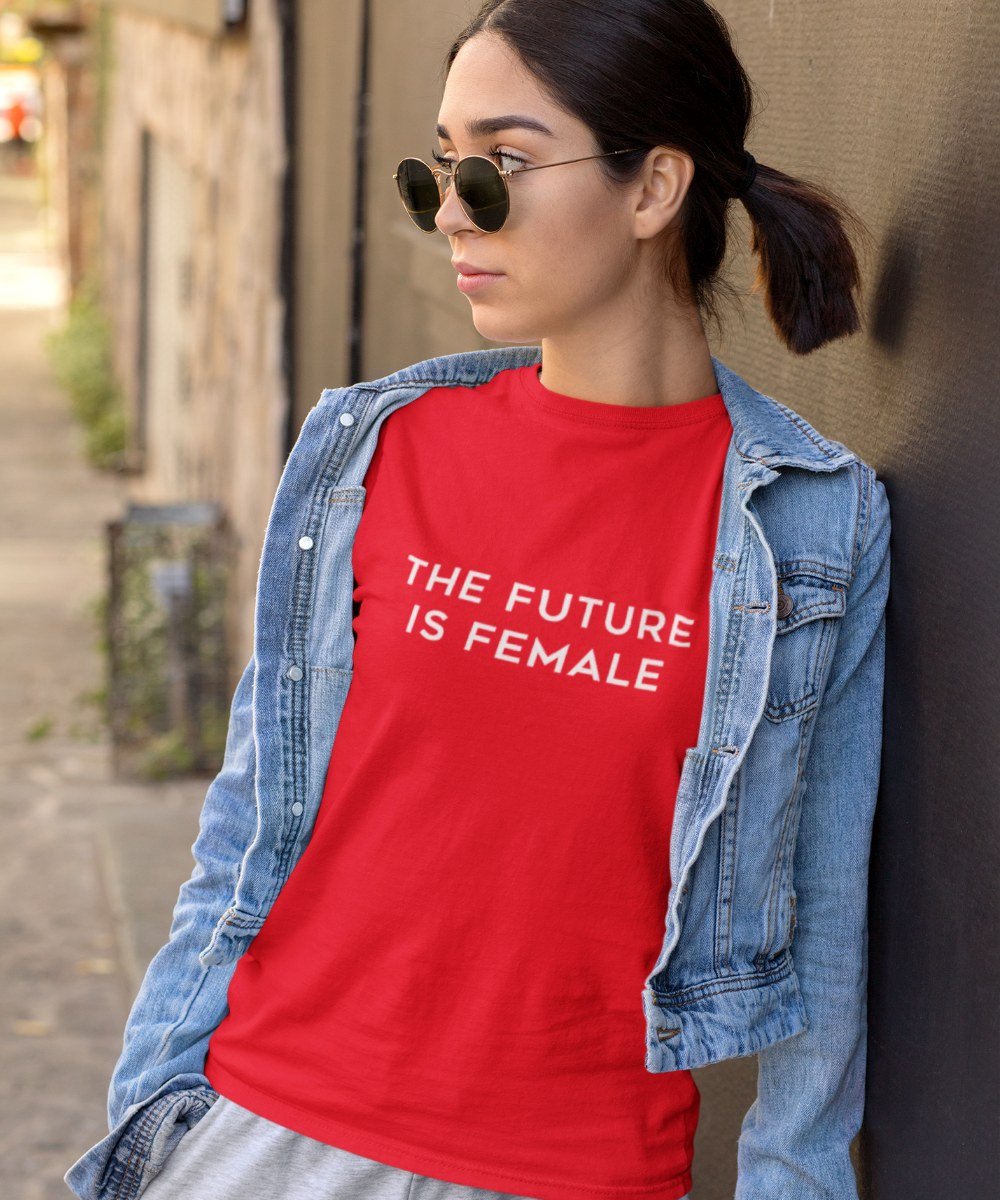 Moederdag T-shirt The Future Is Female | Rood - Maat 2XL | Moederdag Cadeautje